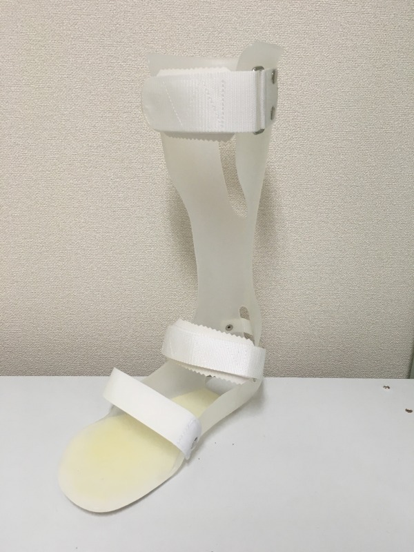 下肢装具